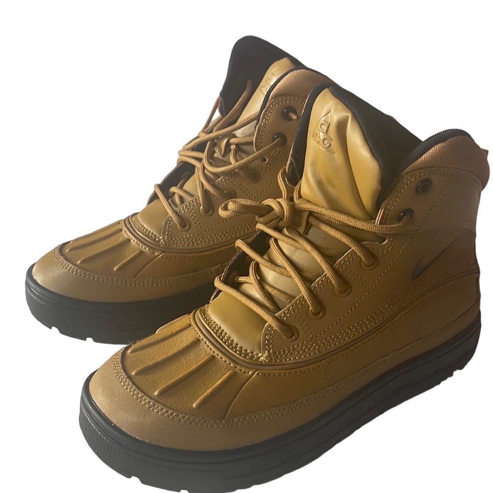 NWOB Nike Woodside 2 High ACG Wheat Tan Boots 524872-703 Youth 5Y Women's 6.5